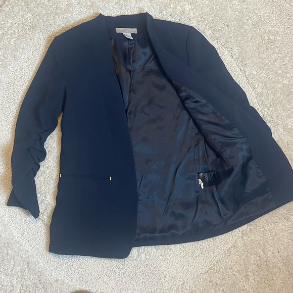 Navy Blue H&M Blazer - Picture 4 of 6